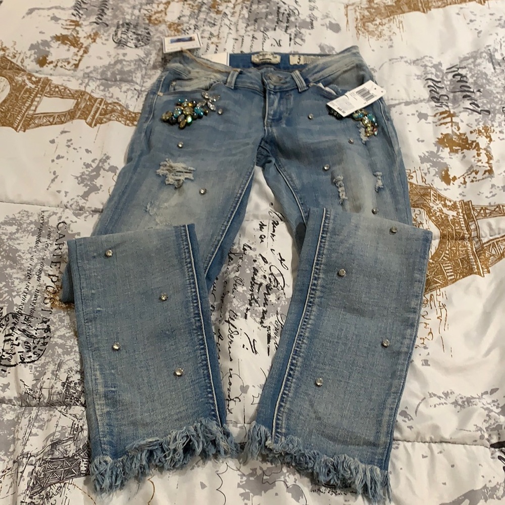 Indigo- Rein jeans with jewels.